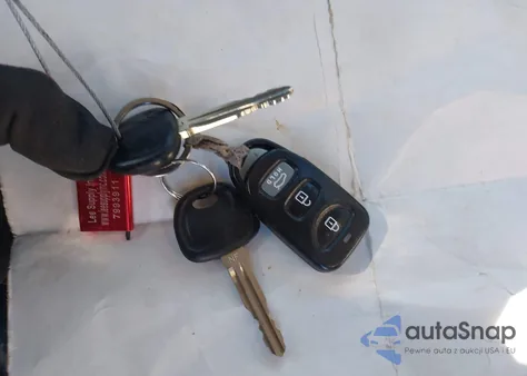 2019 Hyundai Elantra Se from USA, damaged, VIN 5NPD74LF8KH456760